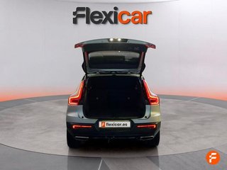 Volvo XC40 2.0 D4 AWD R-Design Auto