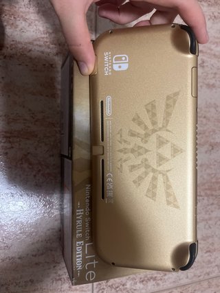 Nintendo Switch Lite Zelda Hyrule Edition