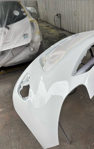 Reparaciones de vehículos chapa y pintura663703692