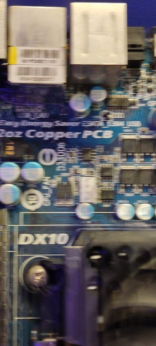 Placa Base Gigabyte con CPU AMD y Disipador