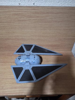 Star Wars X-Wing e TIE Fighter Giocattoli