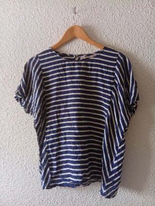 Blusa Sfera Rayas Azul y Blanco Talla L