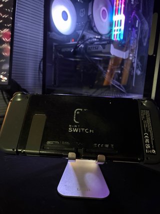 Nintendo Switch Negra con Joy-Cons