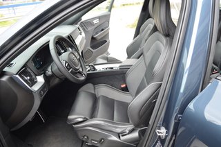 Volvo XC60 R-Design Black Edition+Camara trasera+