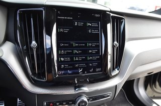 Volvo XC60 R-Design Black Edition+Camara trasera+