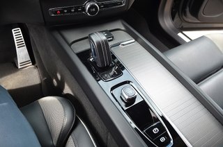 Volvo XC60 R-Design Black Edition+Camara trasera+