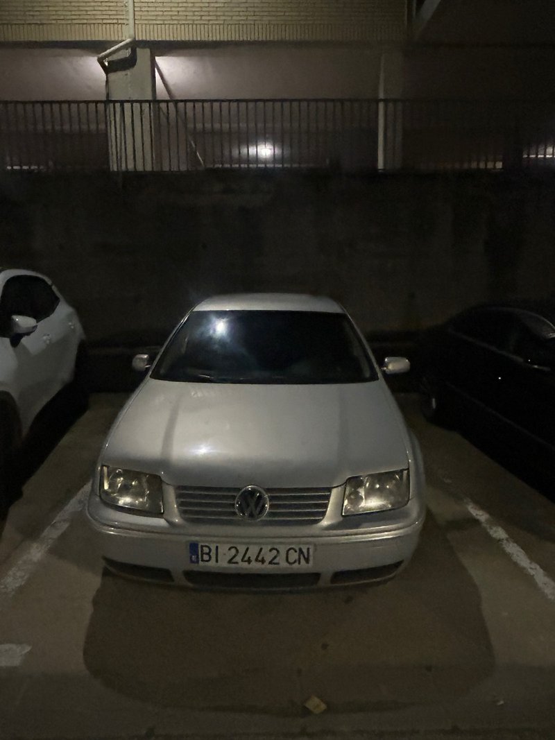 Volkswagen Bora 1999 - foto 1