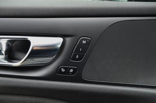 Volvo V60 R-Design exclusive+Navegacion+Full Led+