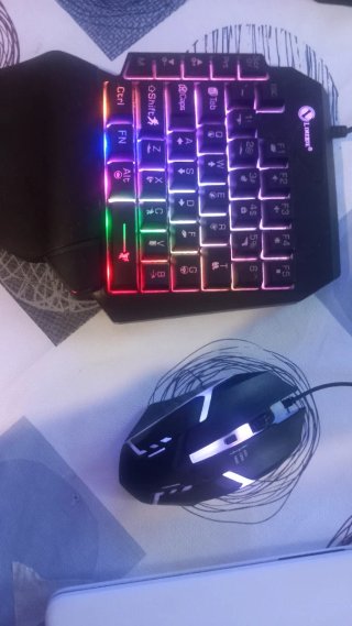 PS4 Slim 500GB Mando Teclado Gaming + raton