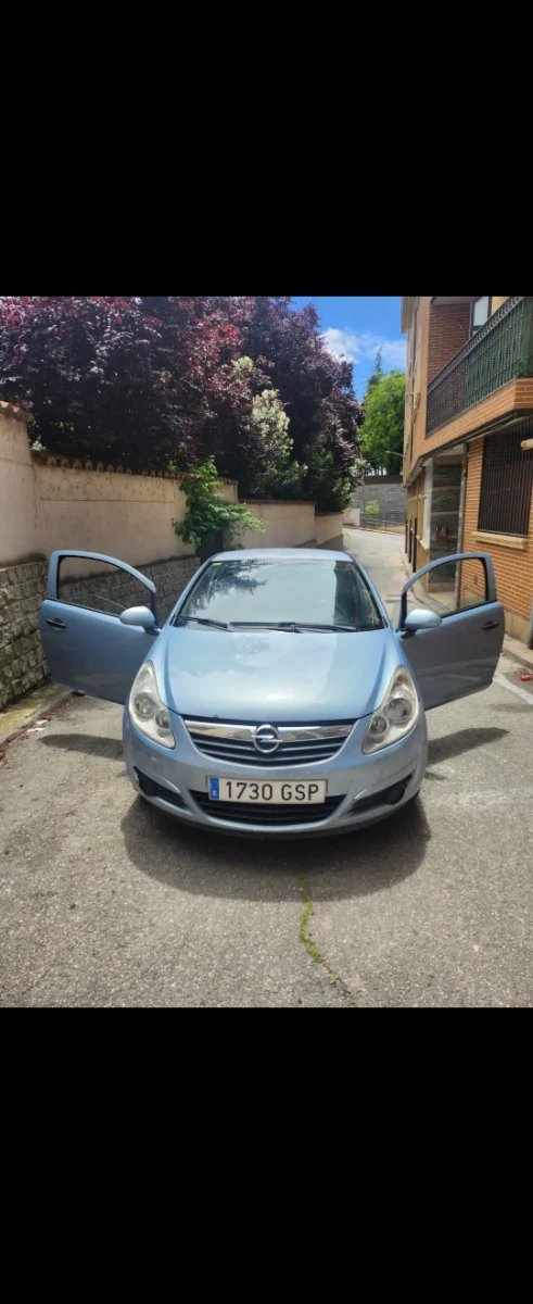 Opel Corsa 2009 - foto 1