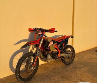 KTM 250 EXC 2019+casco,botas,peto,rodilleras,nuevo