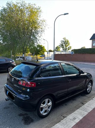 SEAT Ibiza 2005