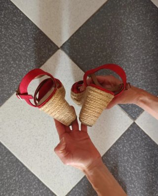 Sandali in esparto rossi taglia 39