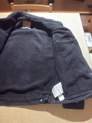 Chaqueta tejana Pull and Bear negra