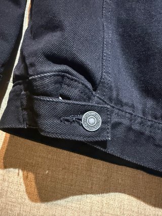 Chaqueta tejana Pull and Bear negra