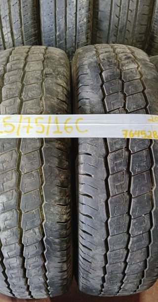 NEUMATICO 21575R16C