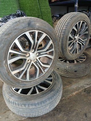 JUEGO LLANTAS Mitsubishi ASX (GA0W)(2010->)