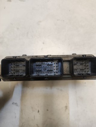 Centralita motor uce citroen 262 5ws40285ct c3 1.4