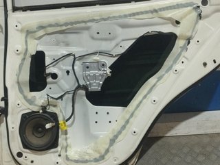PUERTA TRASERA DERECHA SSANGYONG KORANDO 671950