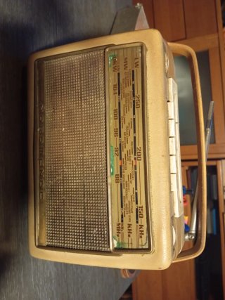 Radio Portátil Nordmende 1960s Beige/Oro