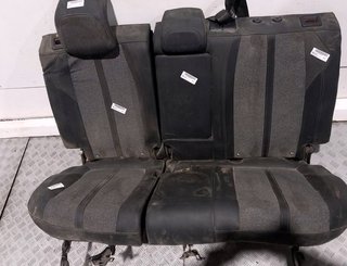 ASIENTOS TRASEROS PEUGEOT 3008 YH01