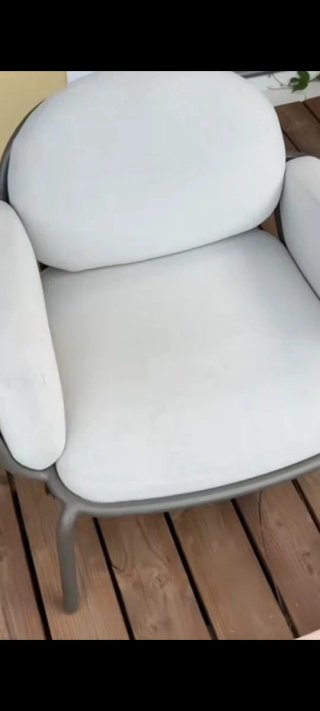 Limpieza de Sillas de Comedor Tapizadas