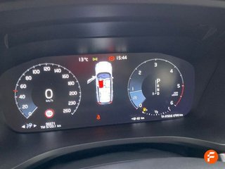 Volvo V60 2.0 D4 R-Design Auto