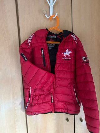 Chaqueta marrón forrada de pelo