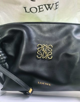 Bolso Loewe Flamenco Clutch Mediano Negro