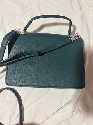 Bolso verde nuevo