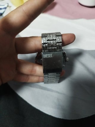 Reloj Diesel Plateado Agujas Doradas