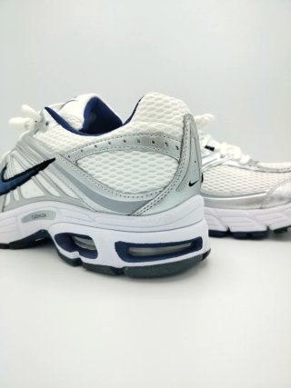 Nike Air Max Moto 2K Retro