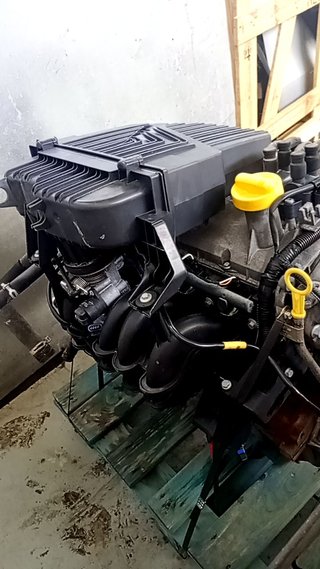 MOTOR COMPLETO Dacia Sandero (01.2008->)