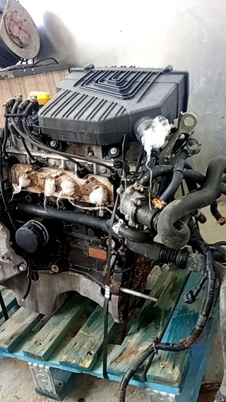 MOTOR COMPLETO Dacia Sandero (01.2008->)