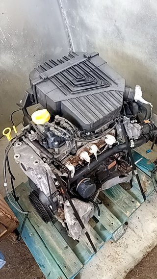 MOTOR COMPLETO Dacia Sandero (01.2008->)