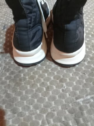 Zapatillas Zara negras plataforma blanca talla 38