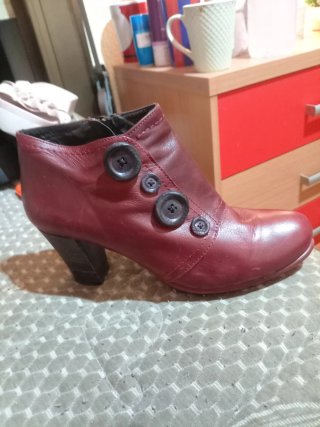 Botines Strover burdeos piel talla 39