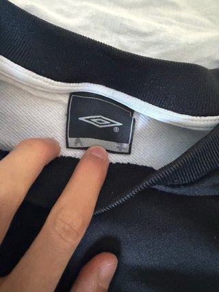 Felpa Umbro nera e bianca