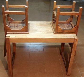 Mesa desmontable y 2 Sillas de Madera teca diseño.