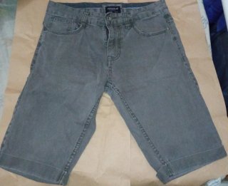 Varios Pantalones cortos vaqueros y de tela