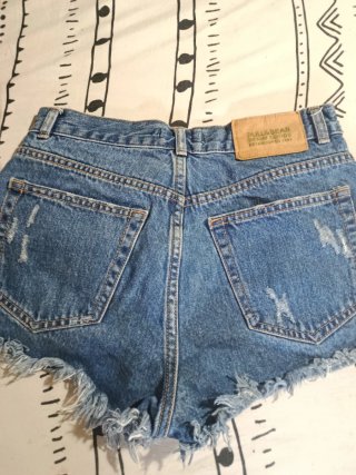 Shorts vaqueros Stradivarius rotos