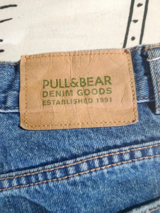 Shorts vaqueros Stradivarius rotos