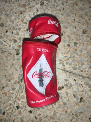 Estuche Coca-Cola Lata