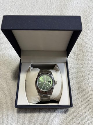 Reloj  Verde Impecable