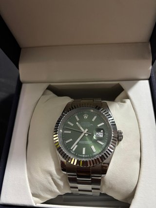 Reloj  Verde Impecable
