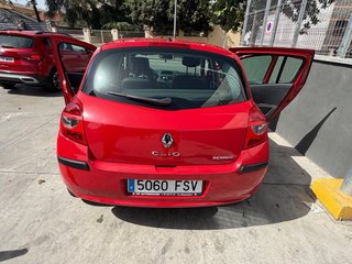 Renault Clio III 1.5 dCi 105CV | 151.000 km | Embr