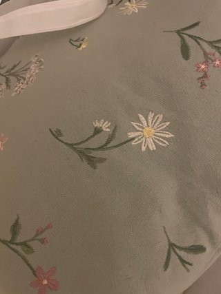 Edredón y cojín IKEA floral