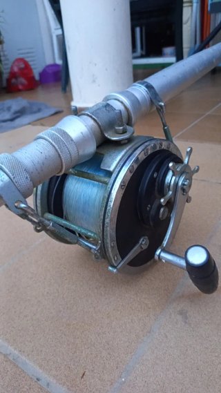 Equipo pesca atún y grandes especies