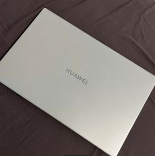 Huawei MateBook D 15 Argento