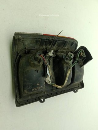 23126954 piloto trasero izquierdo nissan serena